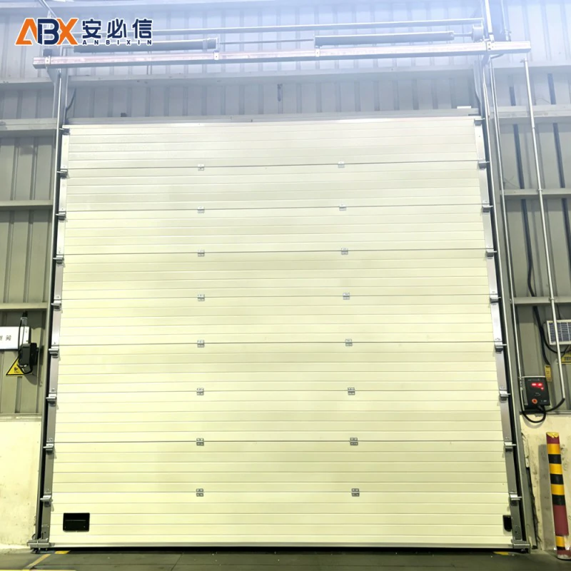 四平垂直滑升门